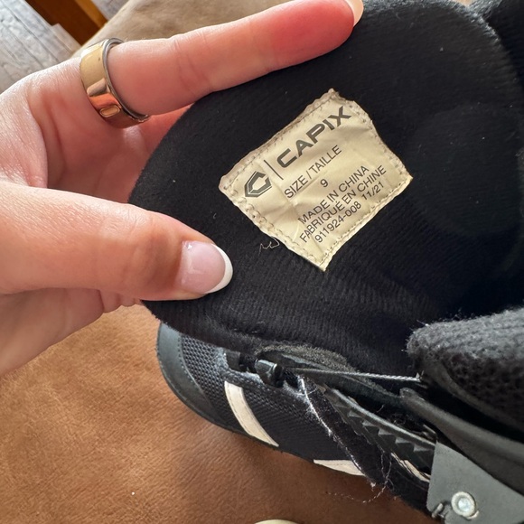 Roller Blades - Picture 5 of 5